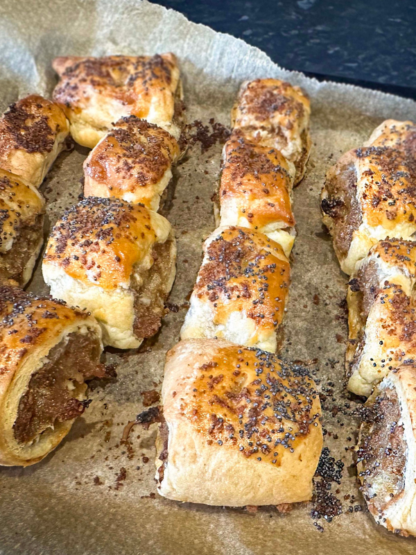 Billington's Gingerbread Sausage Rolls